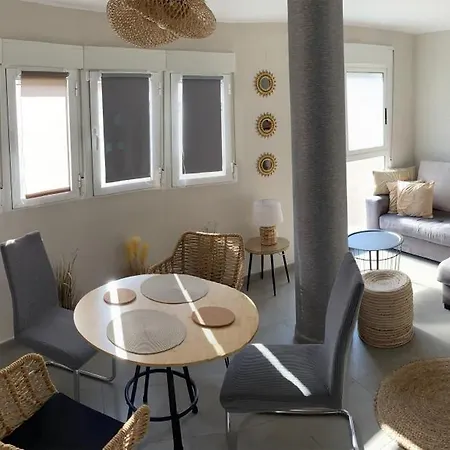 Casa Solecito Soleado De 50m2, 2 Habitaciones, Cerca Del Mar 아파트